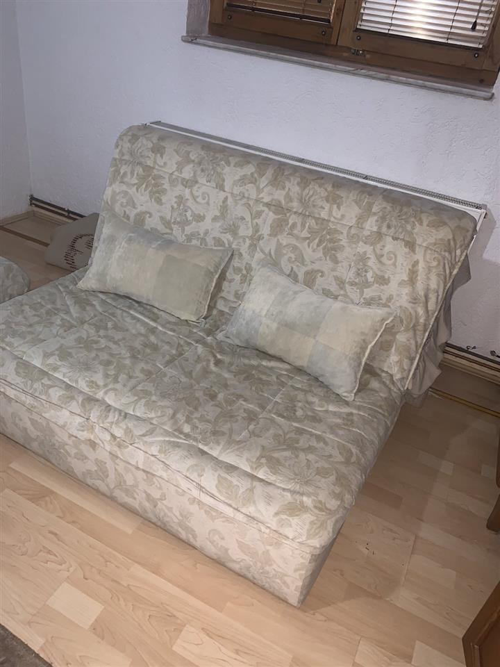 Mobilje---mojca