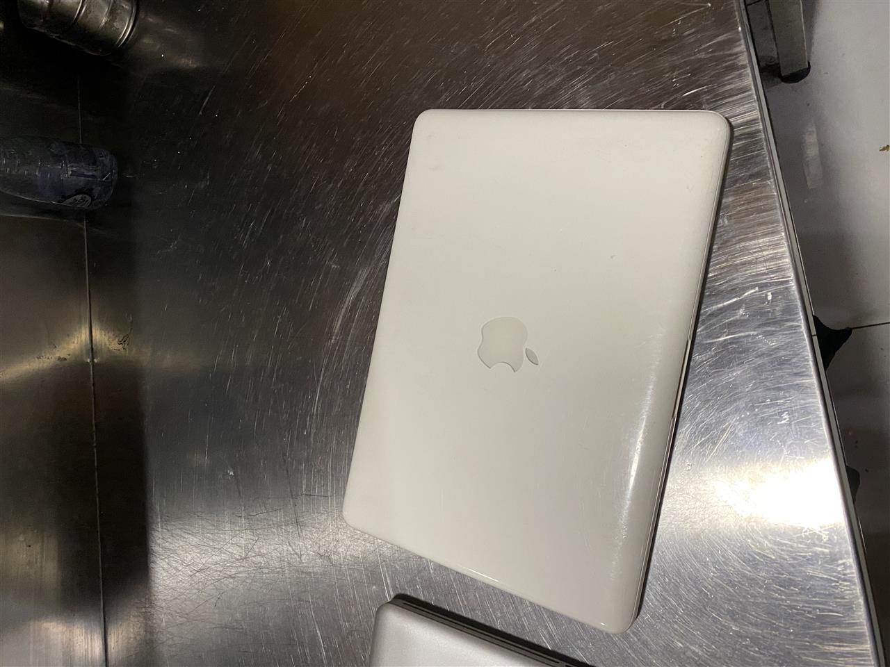 Macbook-