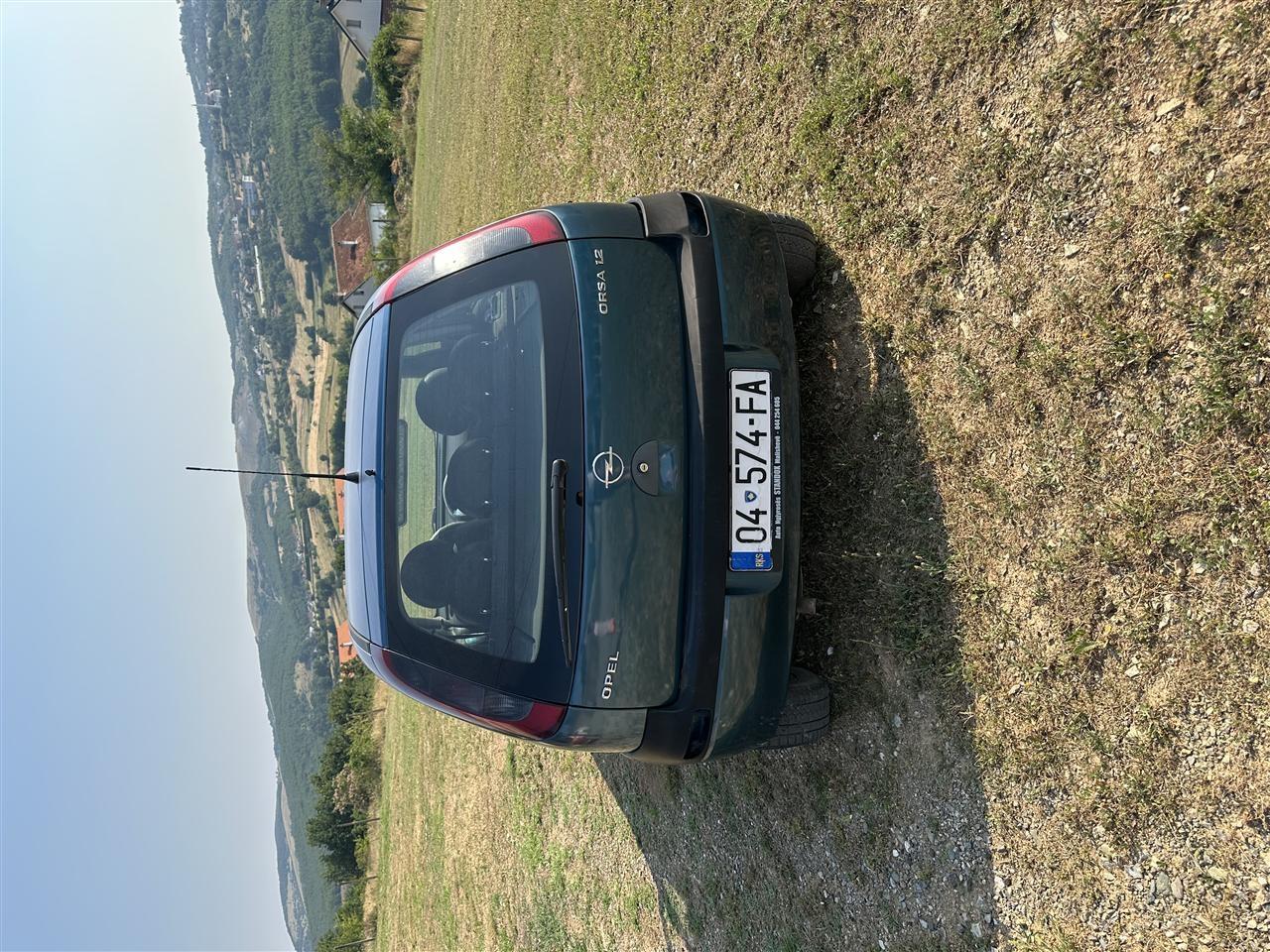 Opel-Corsa-C-1-2-Benzine
