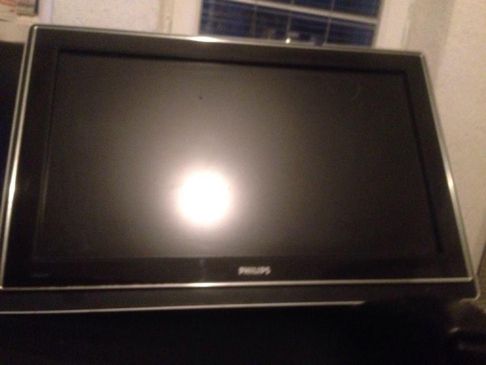 2-televizor-SHARP-DHE-PHILIPS