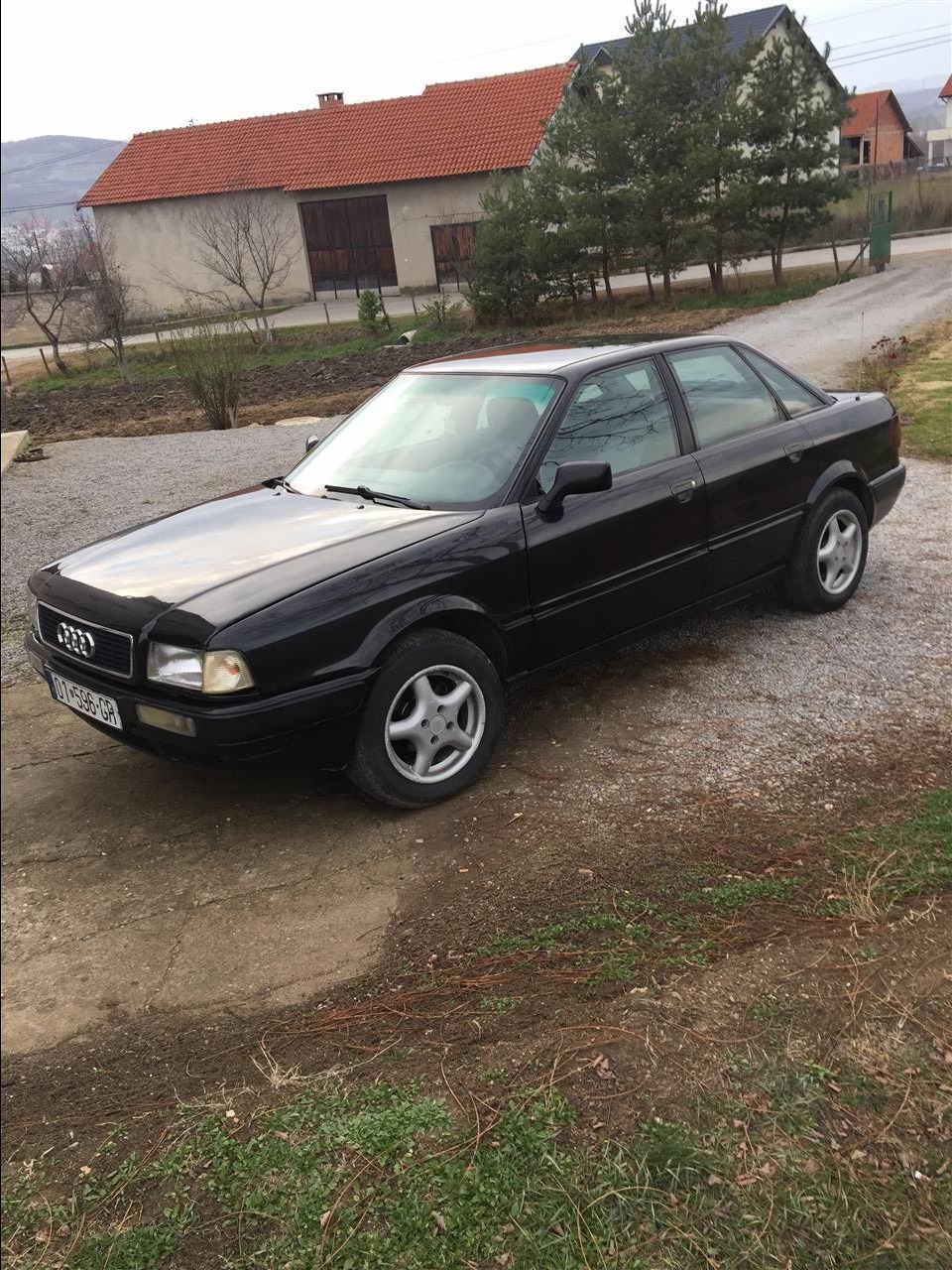Audi-B4