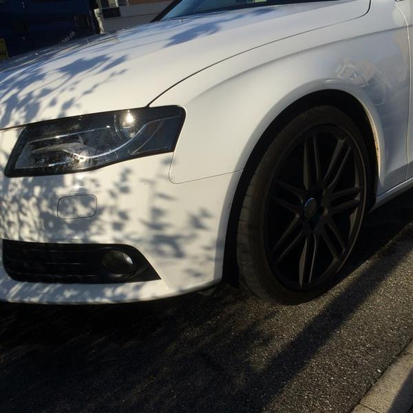 Audi-A4