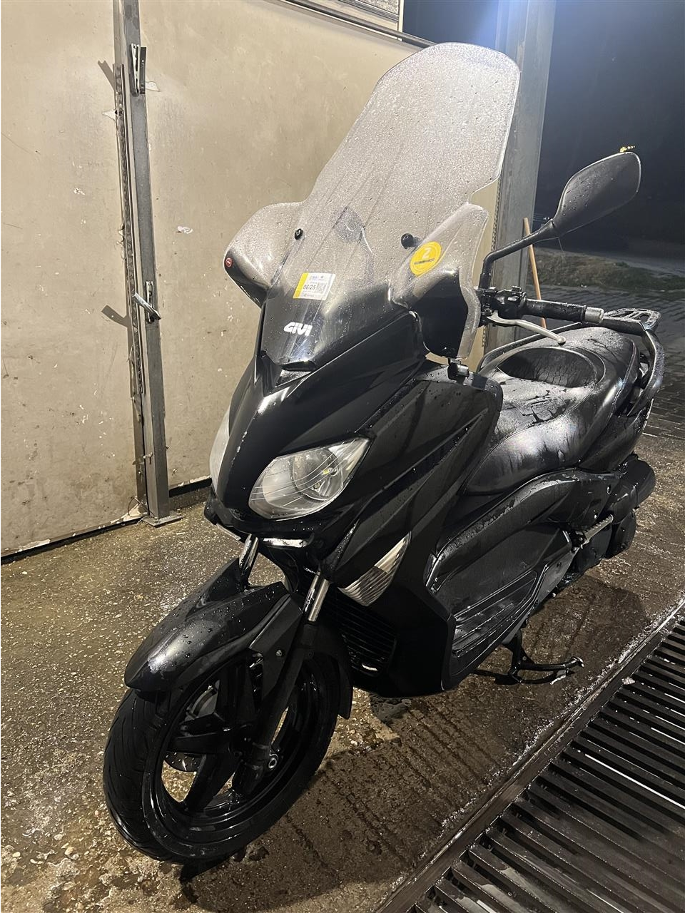 X-max-250