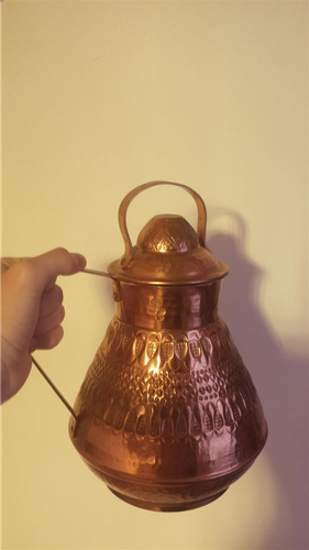 Shes bakër.