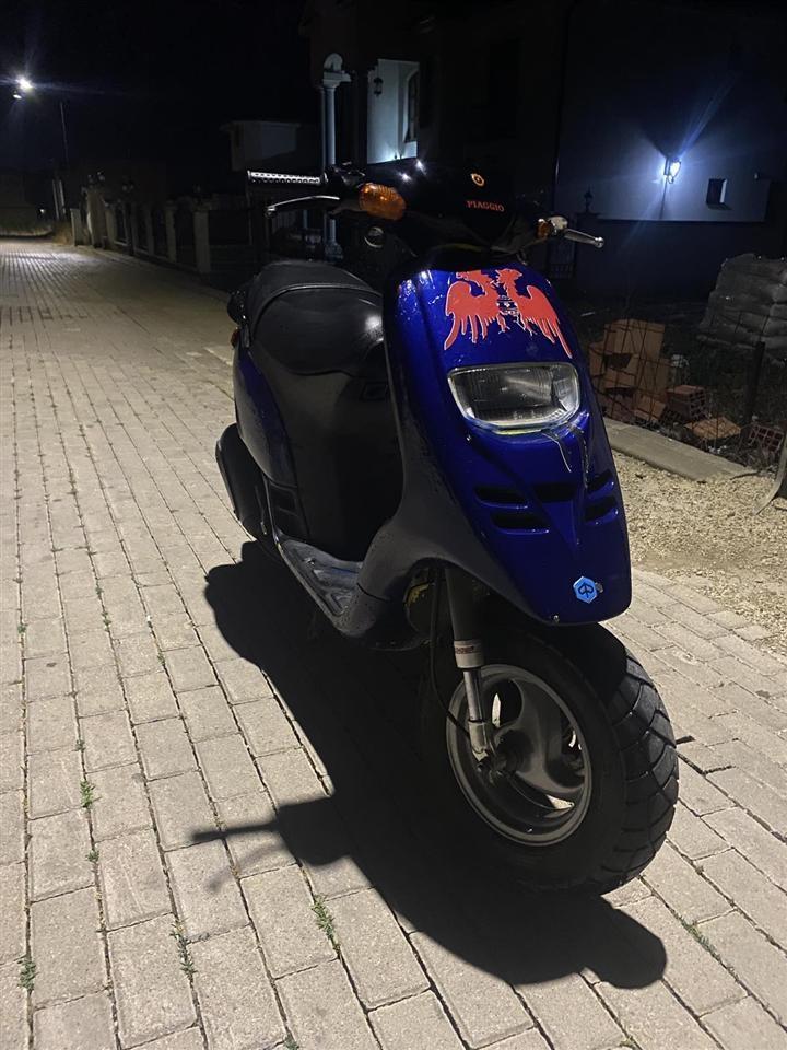 Shitet-Piaggio-Typhoon-125-cc