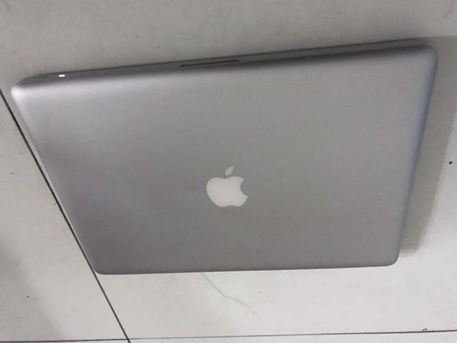 MacBook Pro 13"