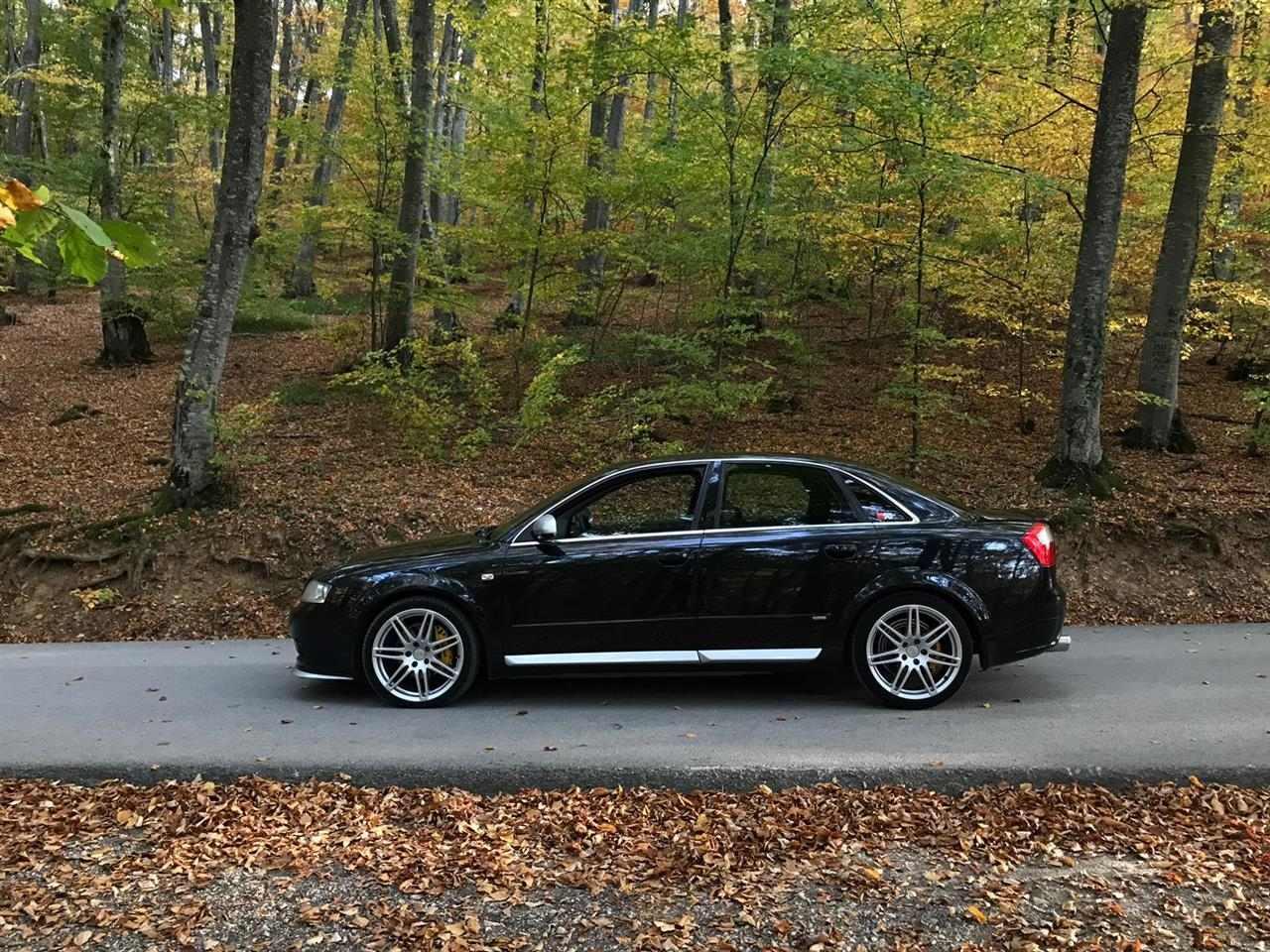 Audi-A4