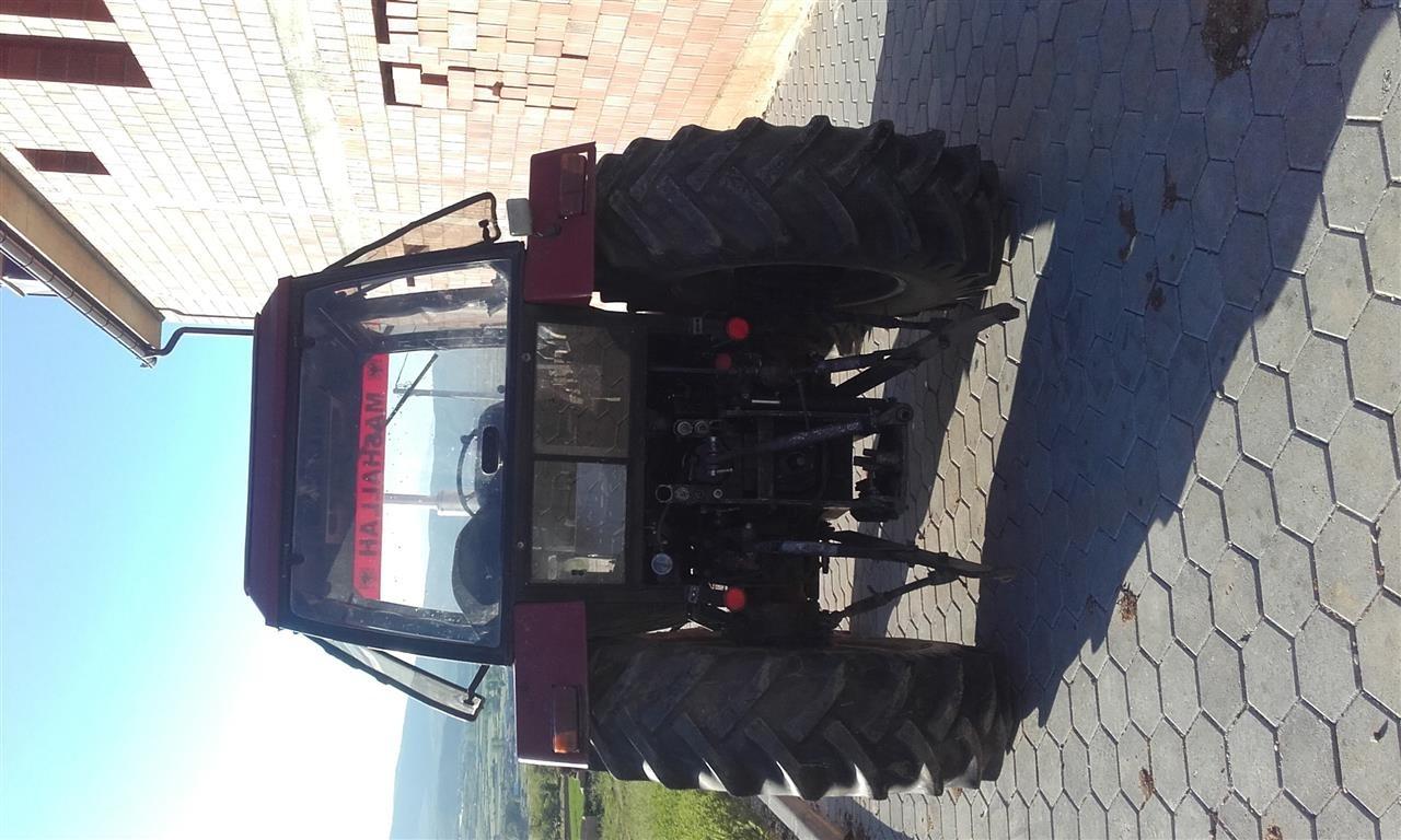 Traktor-4-4
