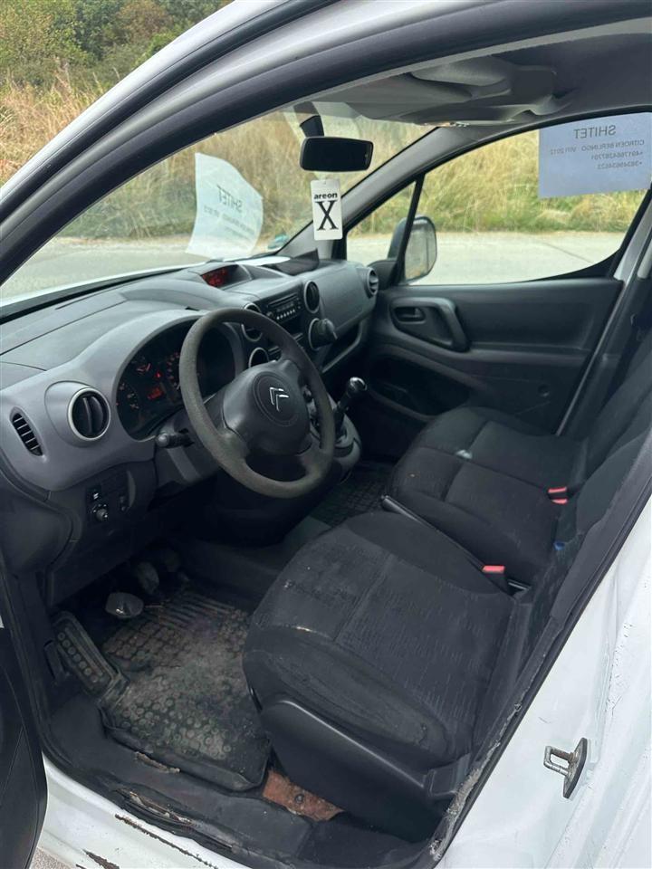 Citroen-Berlingo-2012