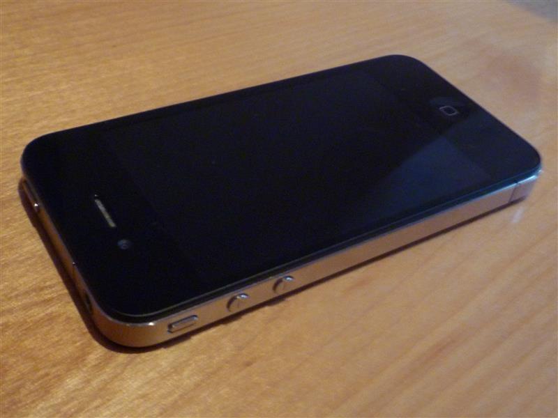 Shes-Iphone-4-