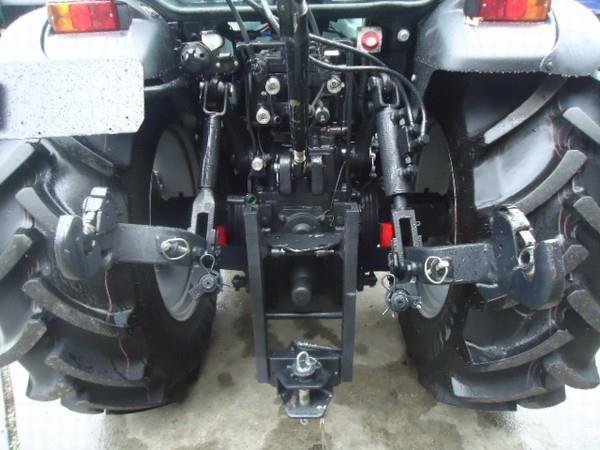 Traktor-2010-Case-IH-85F-Quantum