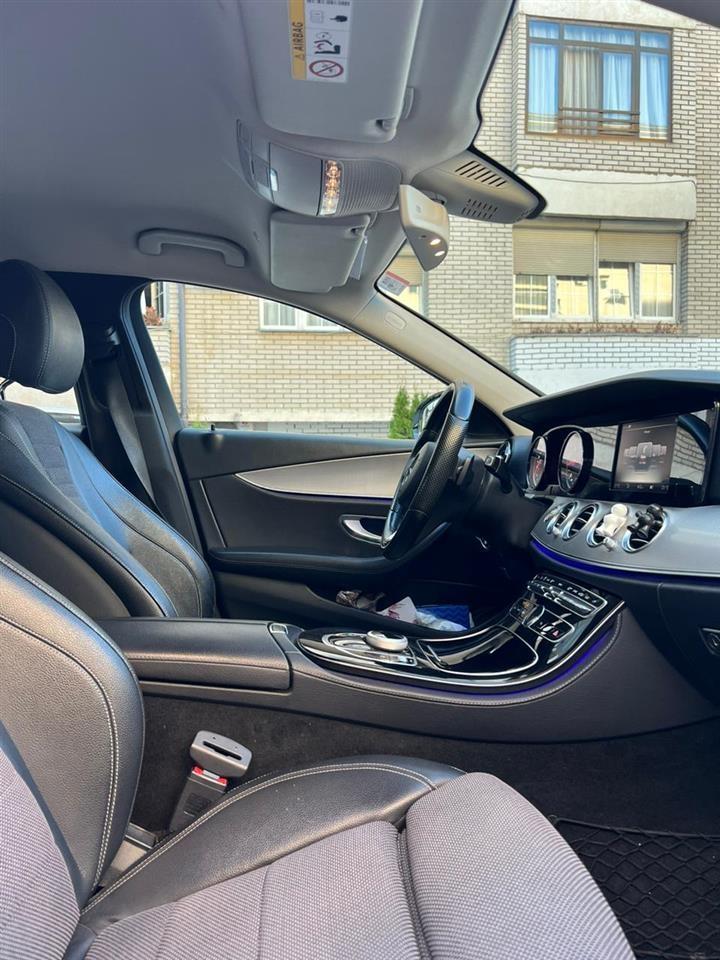 Merecedes-E-Class-E200D-