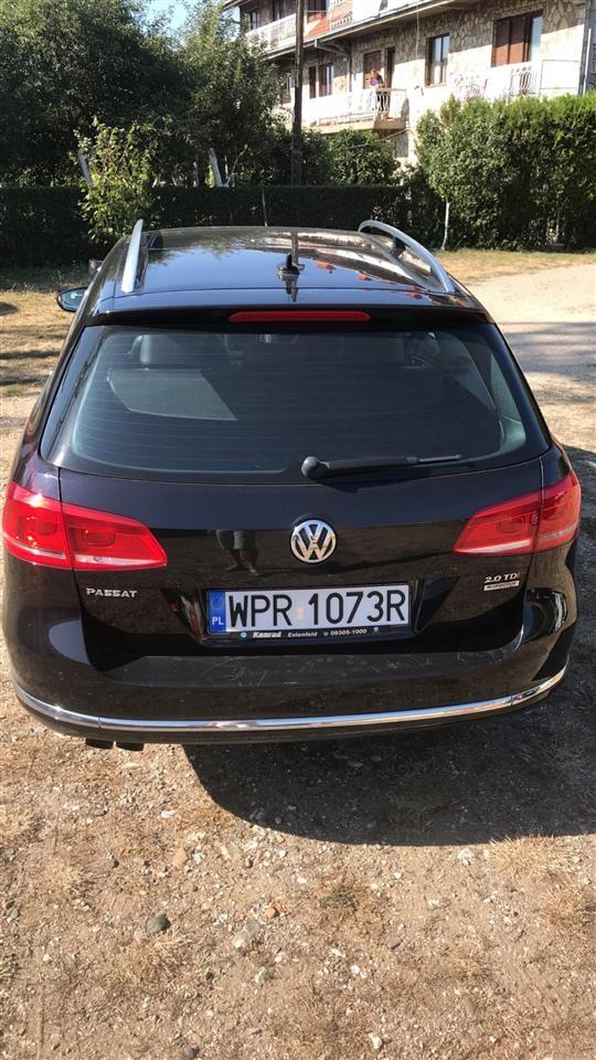 VW-Passat-B7-2012