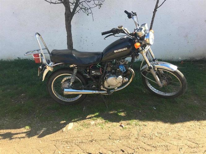 Suzuki Choper 