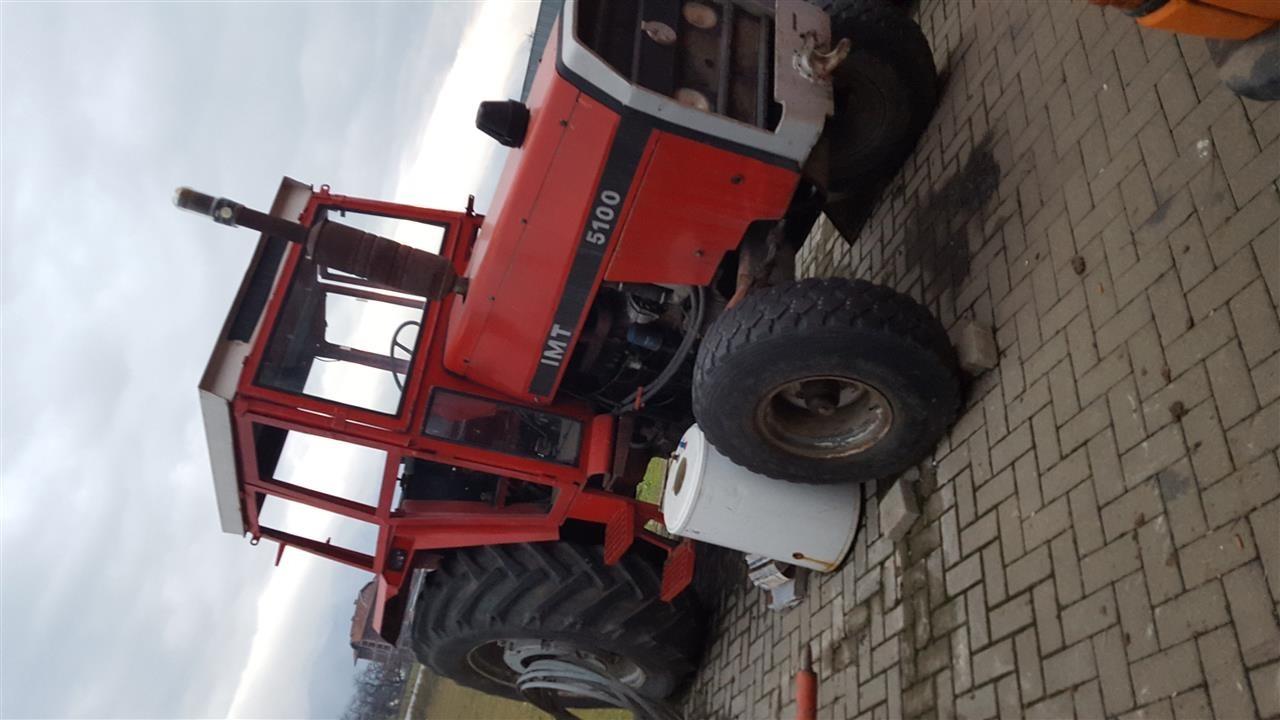 Traktor-IMT-5100