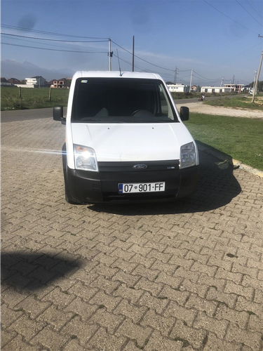 Shitet pikapi ne gjendje te rregullt