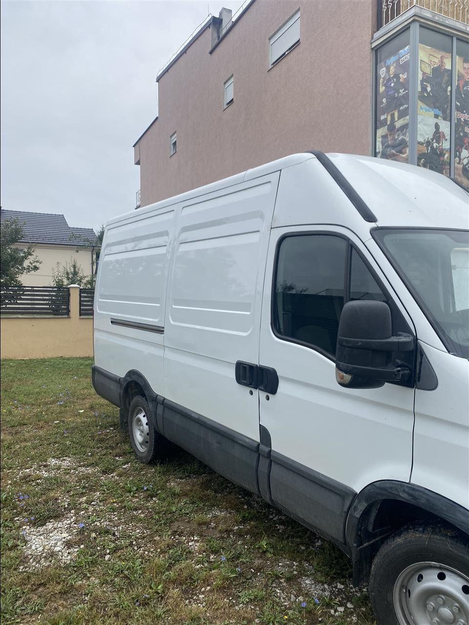 Iveco-Daily-2010