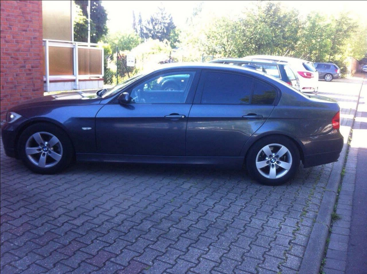 BMW-320-D--05