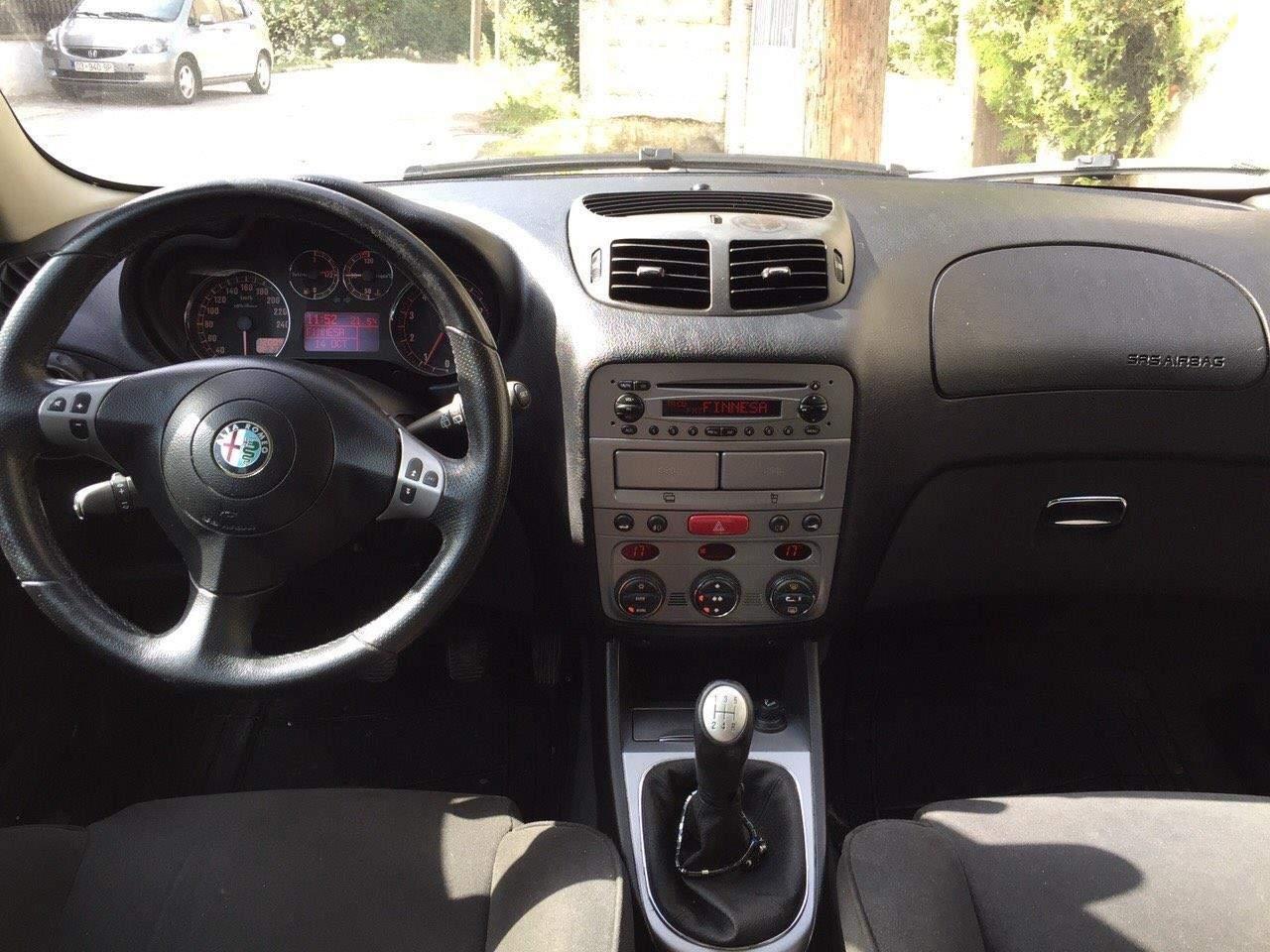 Alfa-Romeo-147