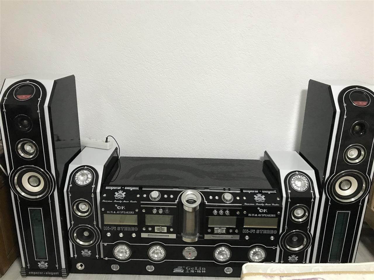 Shitet-Studio