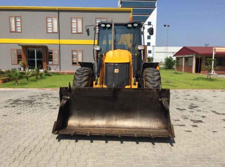 JCB-4-CX---2015