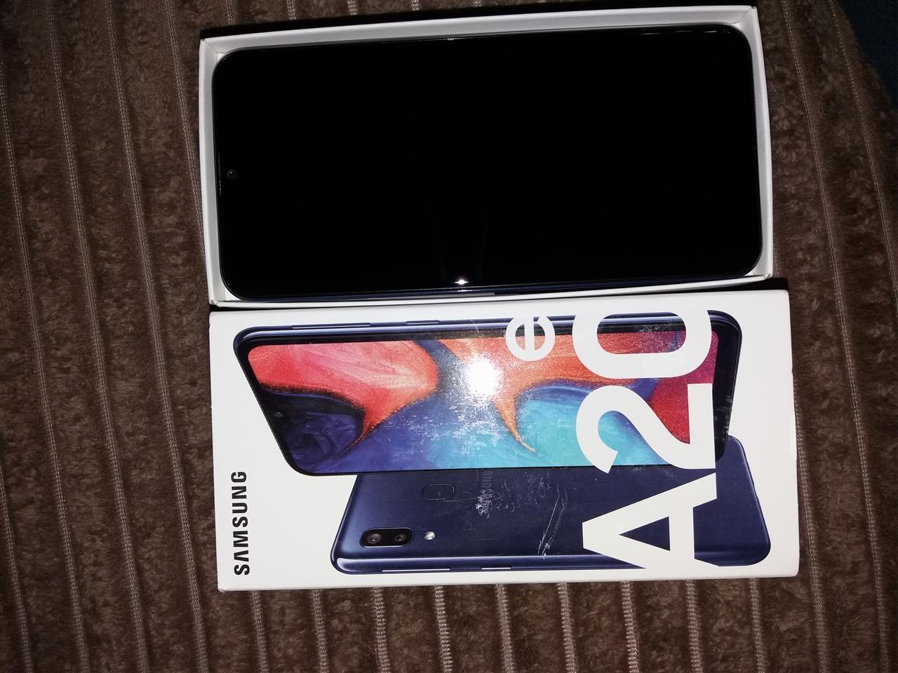 Samsung-A20e-