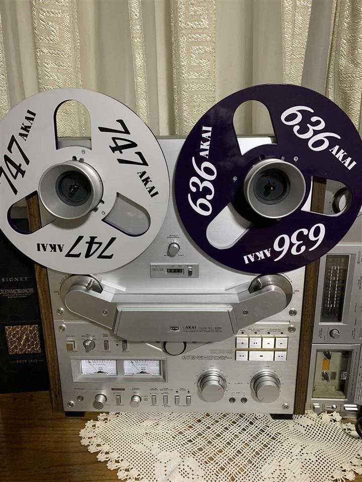 akai-636