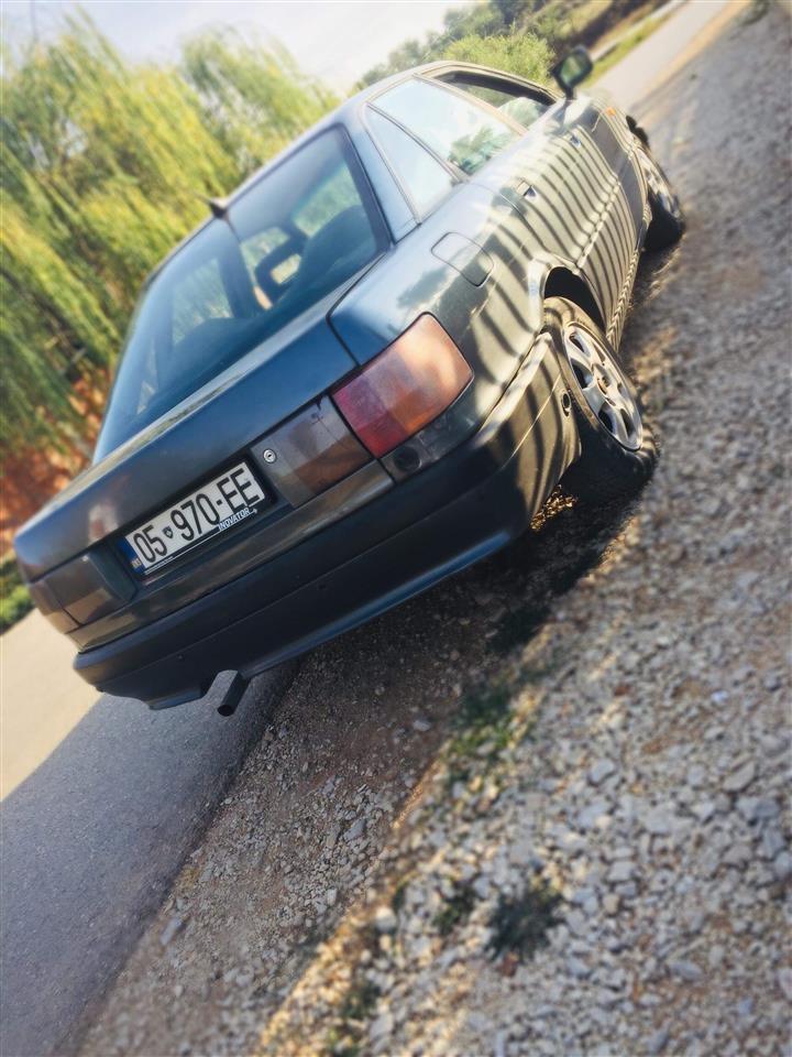 Audi-80