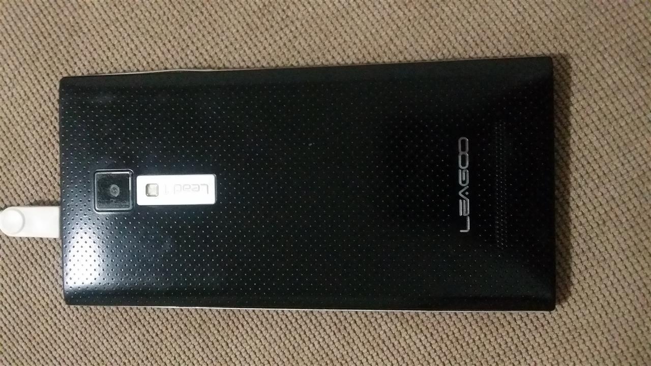 Shitet-Leagoo-Lead-1i