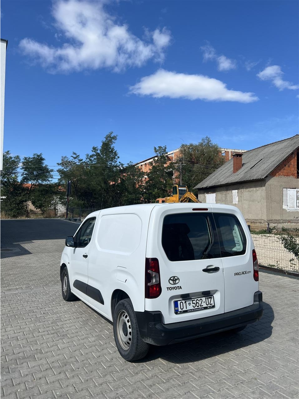Toyota-proace-launch-caddy--2020-i-doganuar-me-targa-rks-