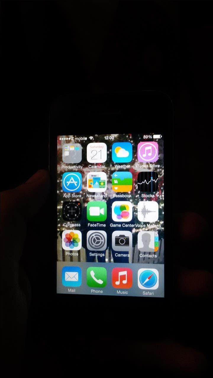 Shes-iphone-4