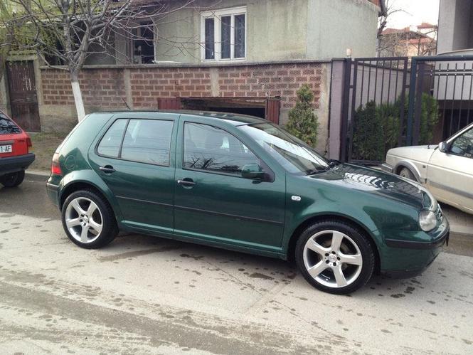 GOLF 4 