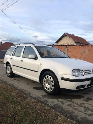 Golf 4