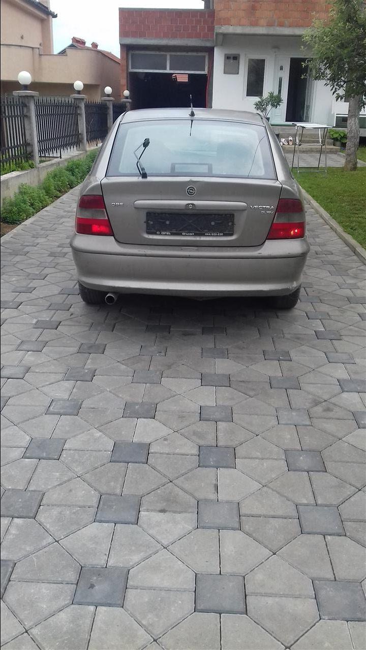 Opel-vectra-B-