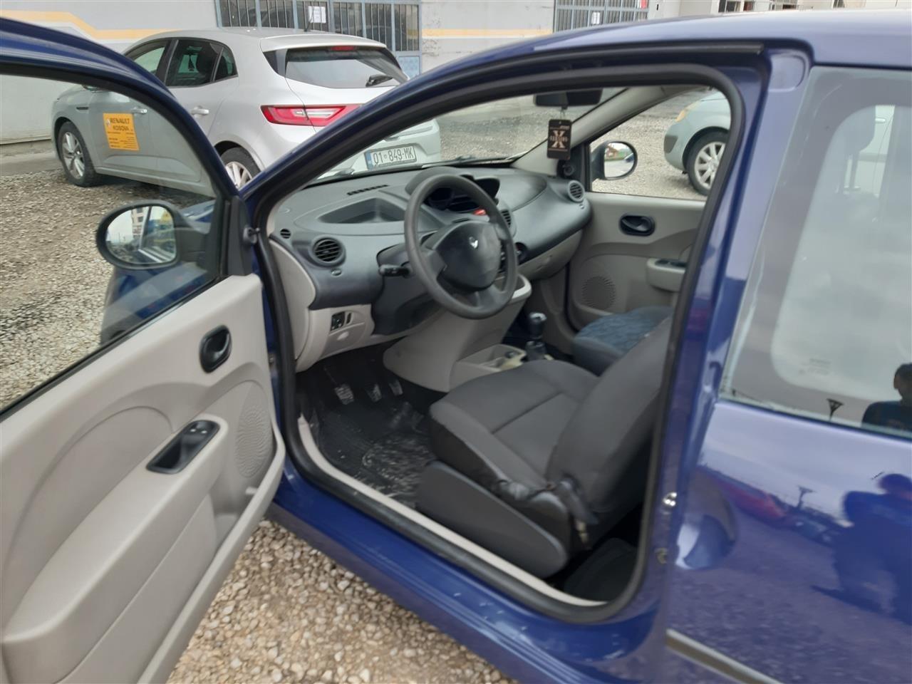 Shitet-Renault-Twingo