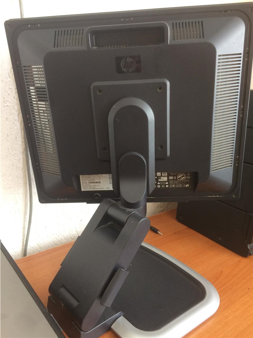Monitor-19-inch-HP