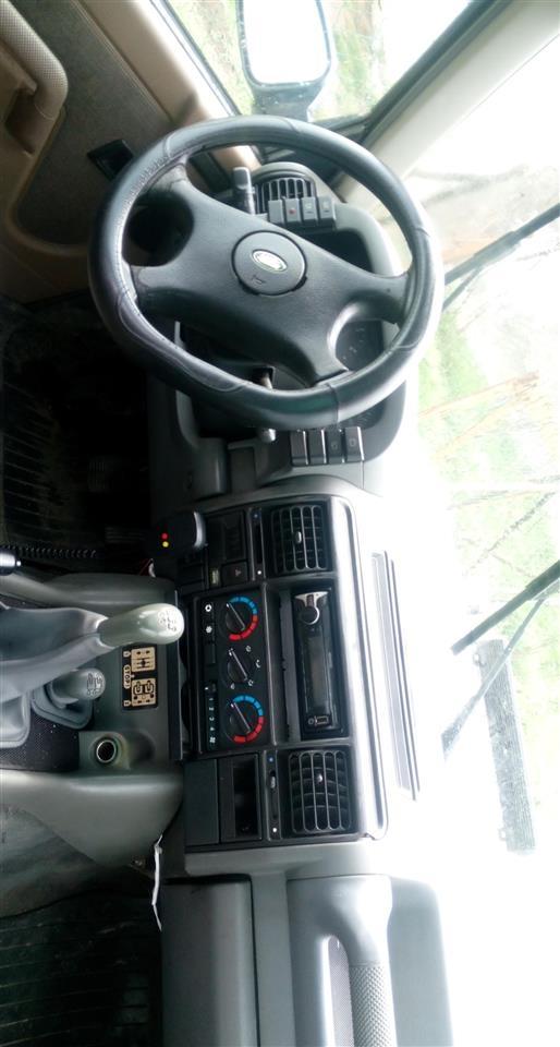 Land-Rover-discovery-