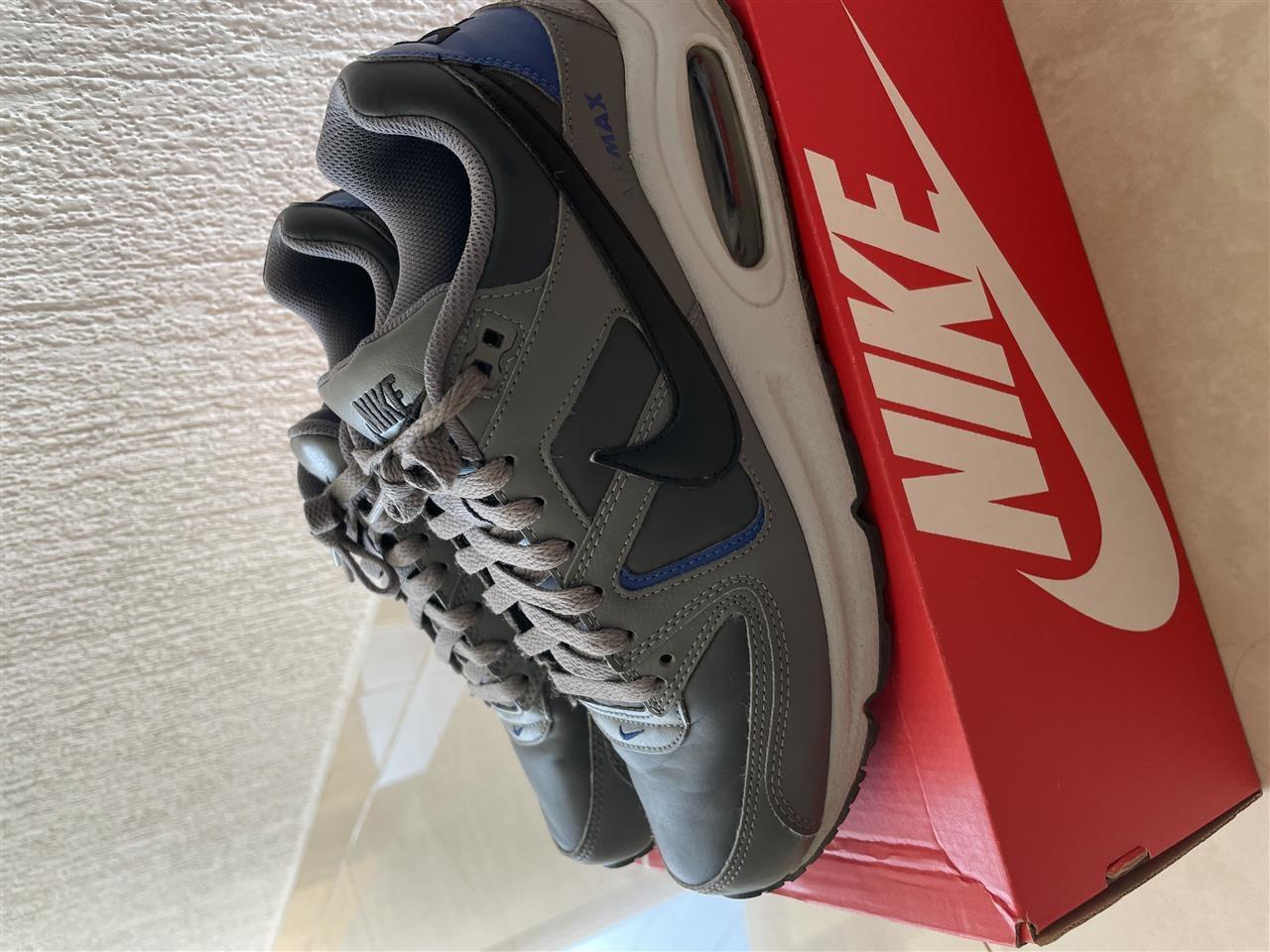 Nike-2