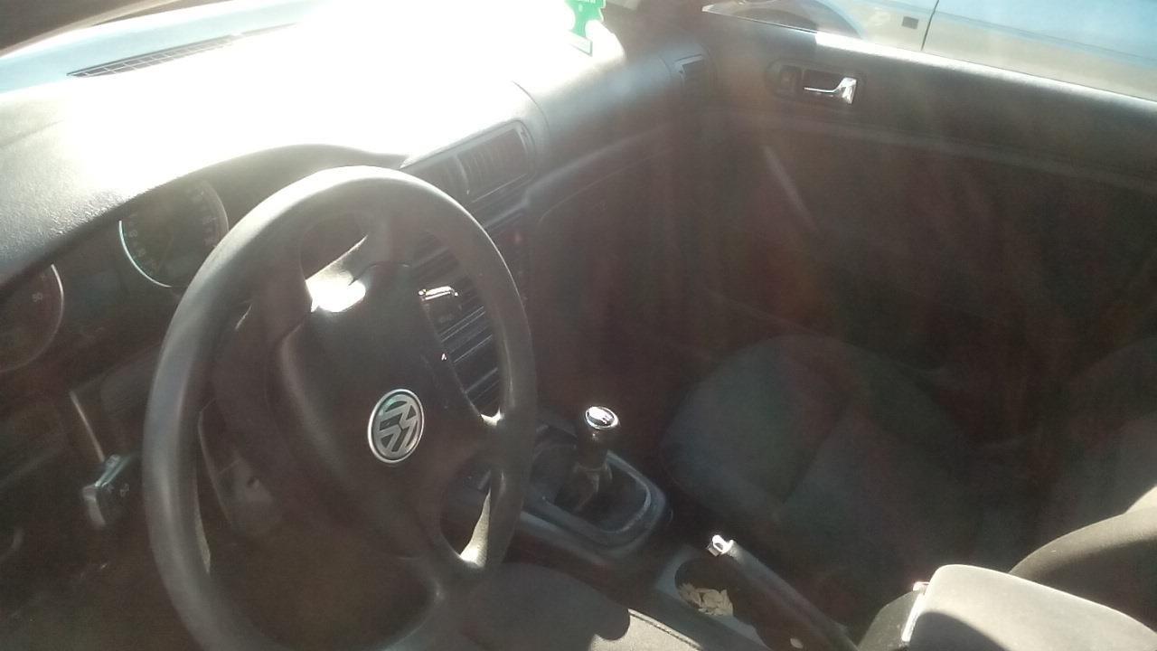 VW-Passat--03-