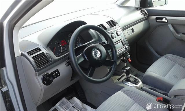 VW Touran  -06