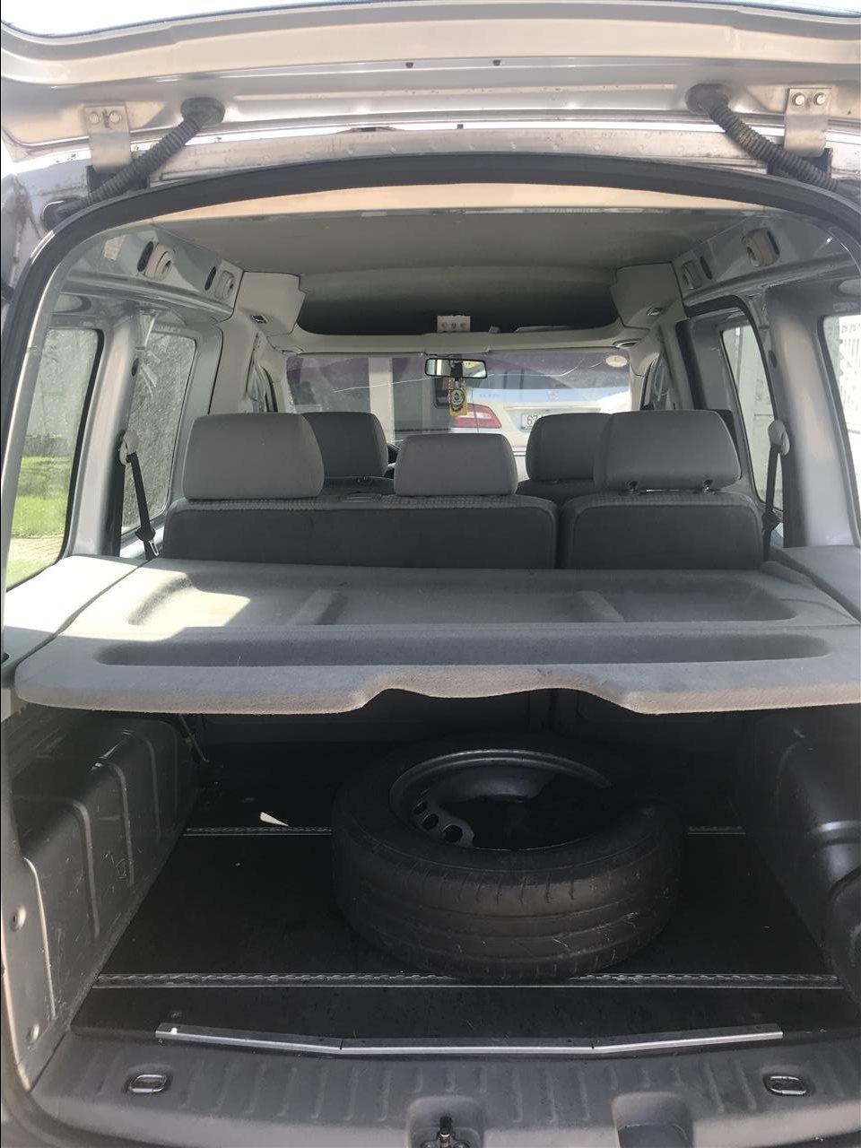 Shitet-VW-Caddy-Life
