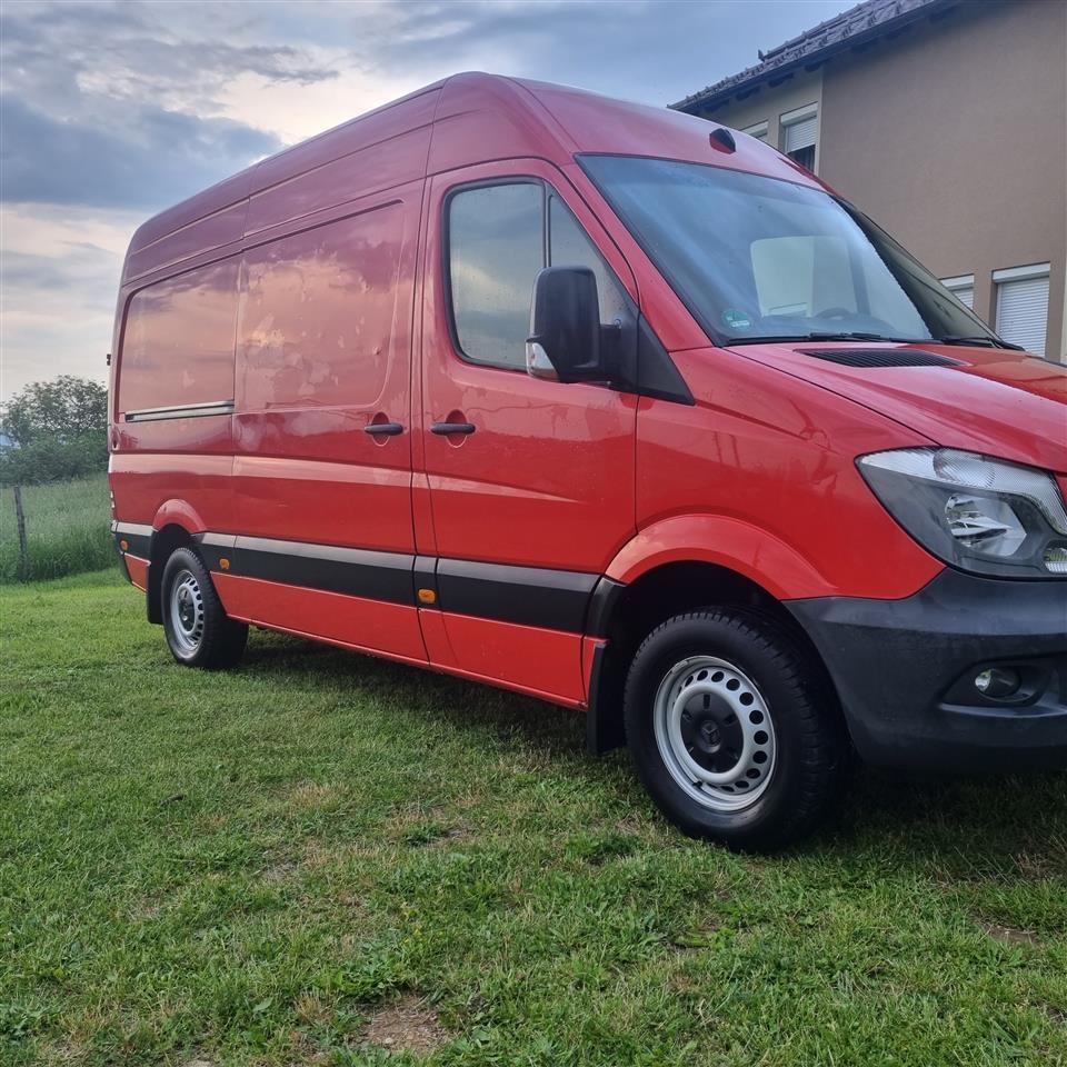 Mercedes-Sprinter-