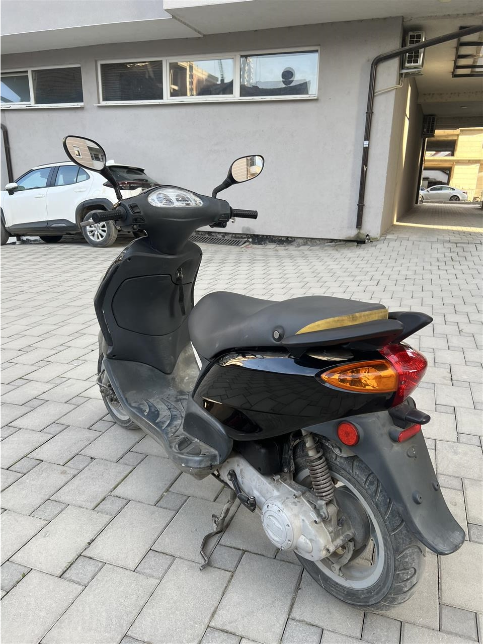 PIAGGIO-FLY-49CC