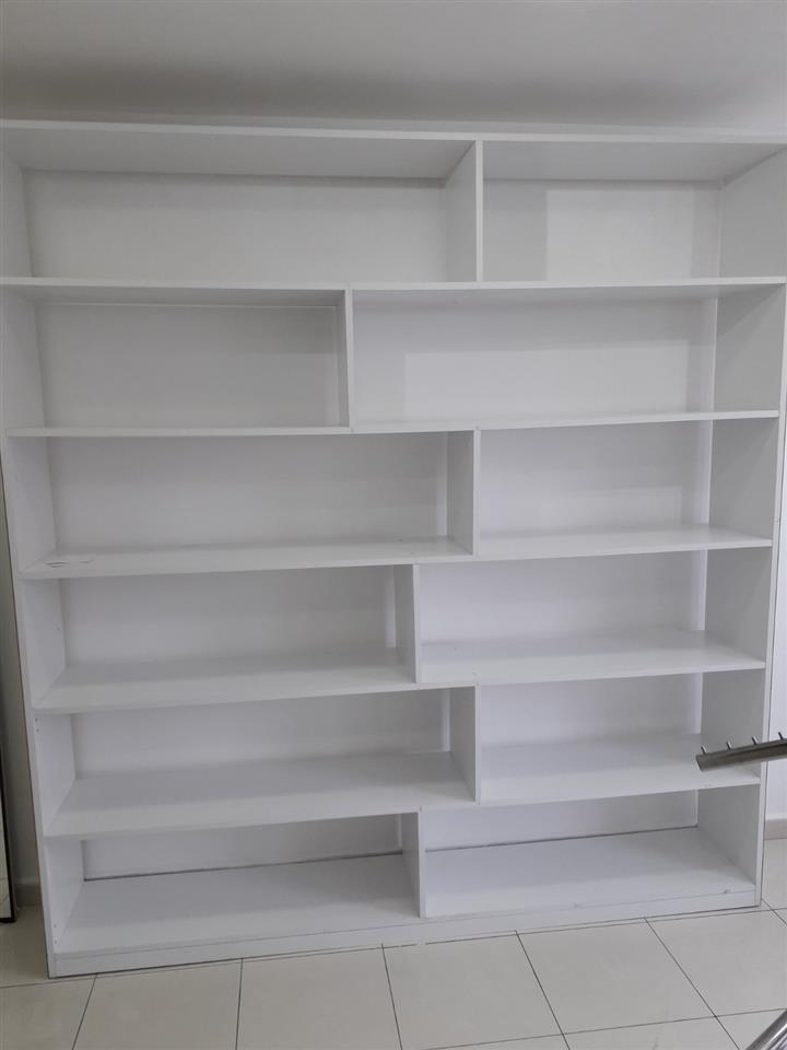 Rafta-per-butik