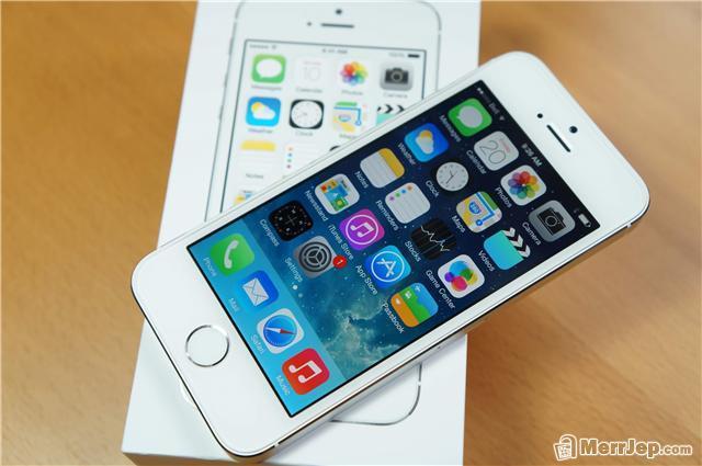 iphone 5S Silver