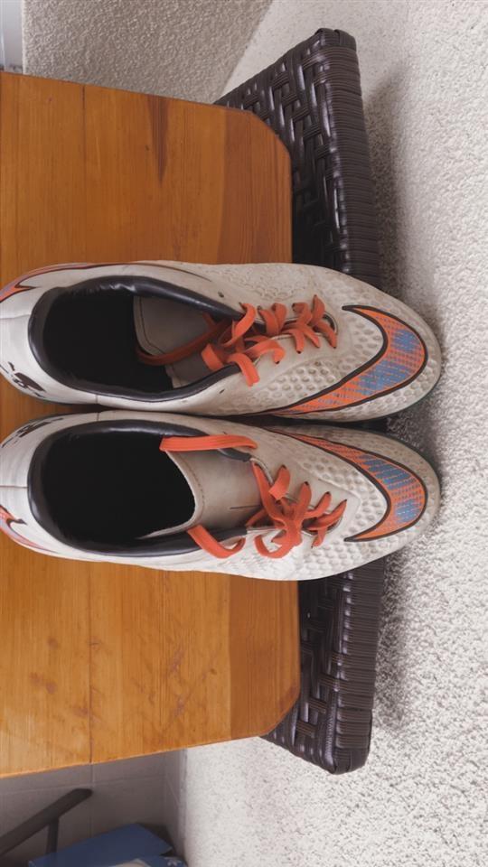Nike-Hypervenom-Phantom-white