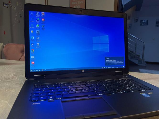 Laptopt HP (Z-Book)