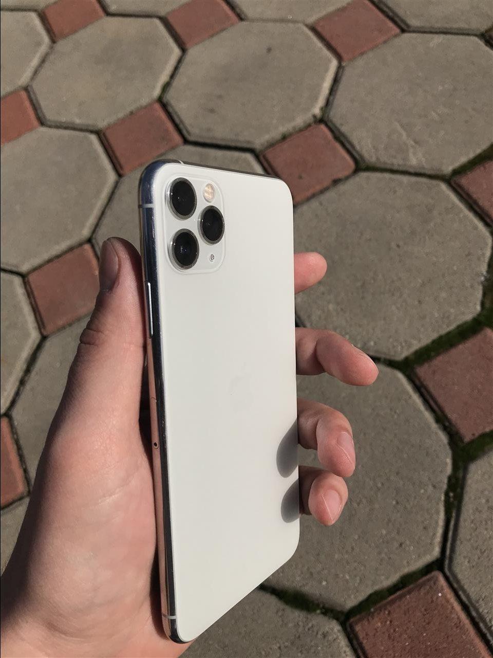 IPHONE-11-PRO-MAX-64GB