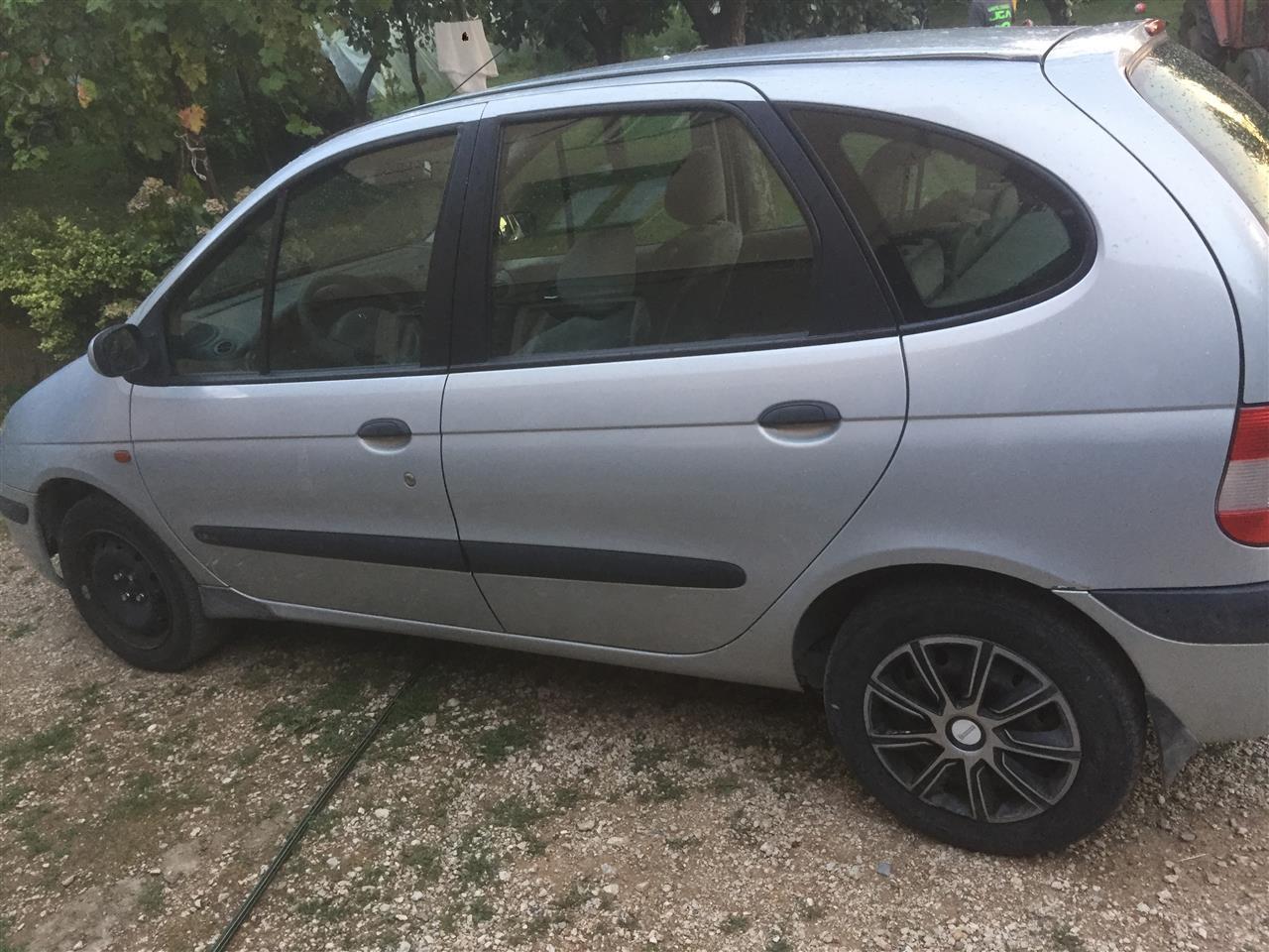 shitet-renault-scenic