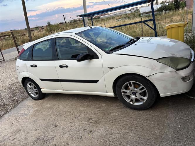 Shitet ford focus